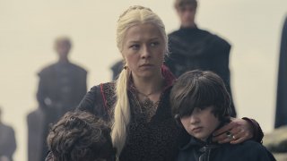 Ема Д'Арси смята, че да е небинарна ѝ помага да изиграе Ренира Таргариен