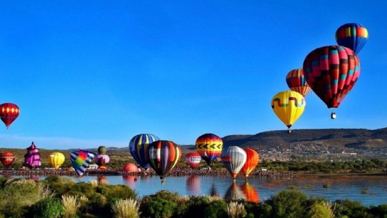 Фестивалът на балоните в Албакърки е най-големият фестивал от този тип в света: за 9 дена във въздуха могат да се видят над 750 балона с горещ въздух