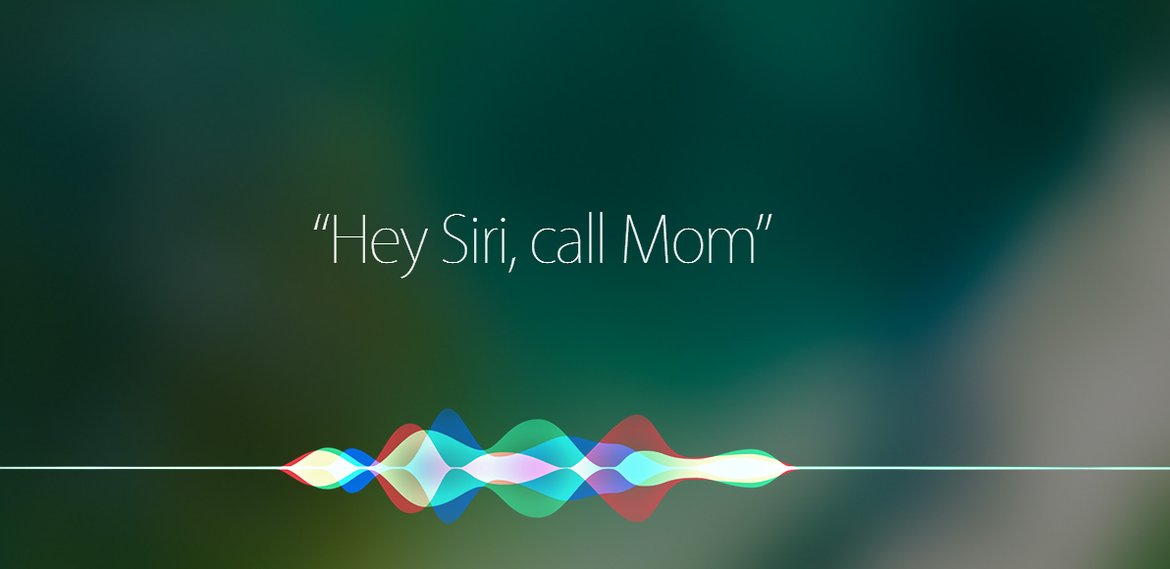 Новата Siri 

Асистентът Siri вече има нов, "по-човешки" глас, с доста повече възможности. Софтуерът ще може да се използва за преводи на пет нови езика, има допълнителни функции, свързани с управление на задачите, банкиране и др. Siri вече ще се учи да ви помага по-добре според начина, по който самите вие използвате устройството си. Например, ако Siri обърне внимание, че прекарвате доста време в търсене на "хотели в Исландия", ще извади повече новини за Исландия в Apple News. 