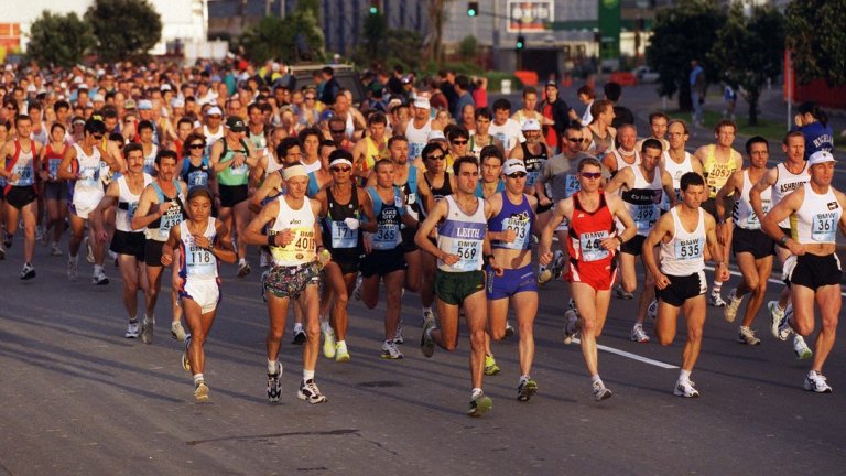 Aко маратонът е предизвикателство дори за опитни бегачи, то полумаратонът предлага добра възможност човек да тества границите си.