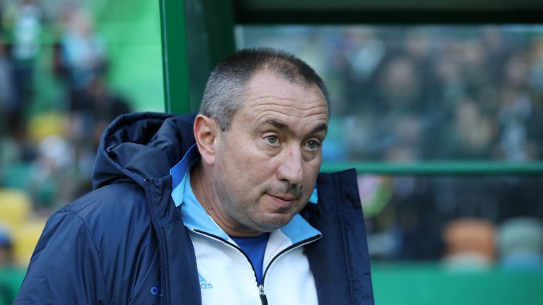 Станимир Стоилов си е в София