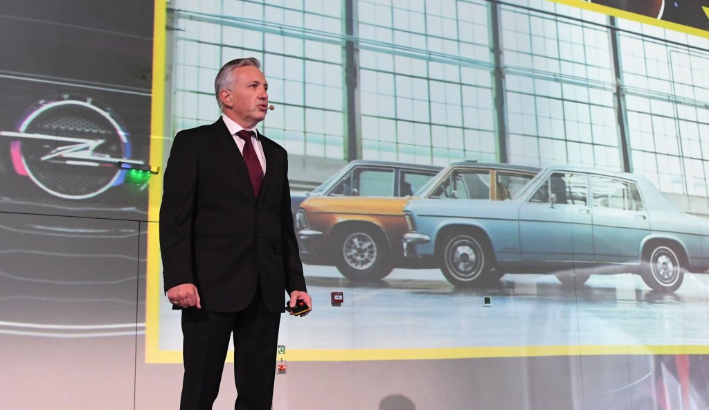 Директорът на представителството на Opel за България Вихрен Горанчев представи модела