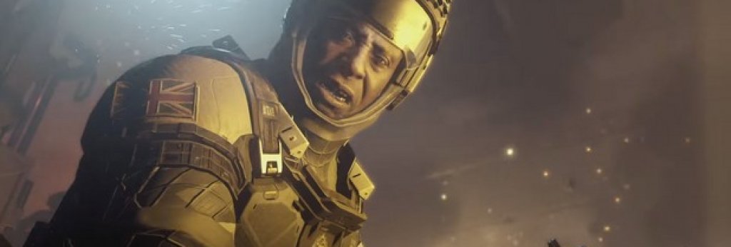Начинът, по който бе пусната Call Of Duty: Modern Warfare Remastered
Защо да дадеш на лоялните фенове възможността да платят малко, за да придобият отново незабравима игра от близкото минало, когато можеш да злоупотребиш с популярността на цялата поредица и да се опиташ да извлечеш някоя и друга допълнителна продажба? Решението на Activision да обвърже ремастерираната версия на Call Of Duty: Modern Warfare с новата игра от поредицата Infinite Warfare определено не бе добро за геймърите. При пускането на римейка, играта правеше проверка за другия диск или лиценза за него, така че по никакъв начин да не може да разделите двете игри. За капак, ъпдейт на Call of Duty: Modern Warfare Remastered през декември 2016 г. изненада не само с добавянето на шест нови мултиплейър карти, а и с включването на микротранзакции. Обяснението бе, че това се налага, за да получат играчите повече опции за персонализация на героя си.
Половин година по-късно издателят се реши да добави Call of Duty: Modern Warfare Remastered в платформата Steam на цена от 30 евро и самостоятелната версия на шутъра се оказа доста критикувана там. Едва 36 процента от ревютата след премиерата бяха позитивни, а недоволството бе свързано с нестабилността на играта, празните сървъри и лошата техническа оптимизация. Кадрите в секунда бяха заключени, някои графични настройки не работеха и във версията за компютър дори мощни видеокарти не можеха да подкарат играта без зацикляне.
