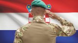 Задължителната военна служба там бе отменена през 2008 г., но сега се връща в контекста на войната в Украйна