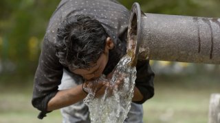 Горещите вълни, които изгарят Индия и Пакистан