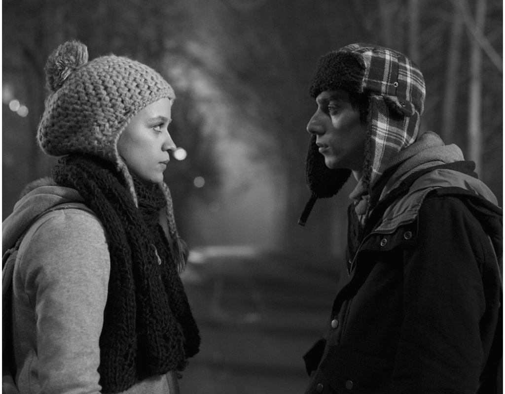 Каръци 
Единственото българско кинозаглавие, което ще препоръчаме. Сори. Ивайло Христов режисира Иванес Торосян и Елена Телбис в този леко странен любовен филм, в който страстите на група приятели от малък град се изменят правопропорционално с настъп