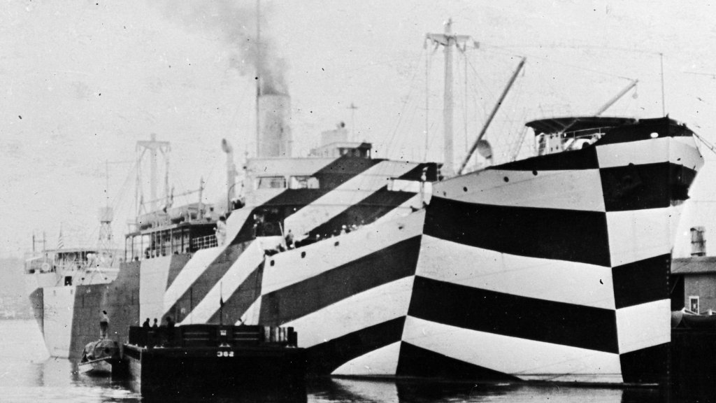 USS_West_Mahomet_(ID-3681)_cropped