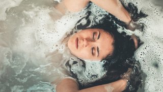 attractive-bath-bathtub-2306210