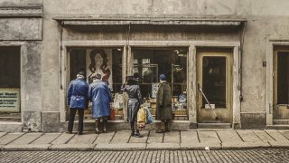 Режимите идват и си отиват, но "най-старата професия на света" оцелява