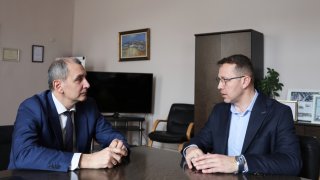 Министър Околийски върна Благомир Здравков начело на детската болница