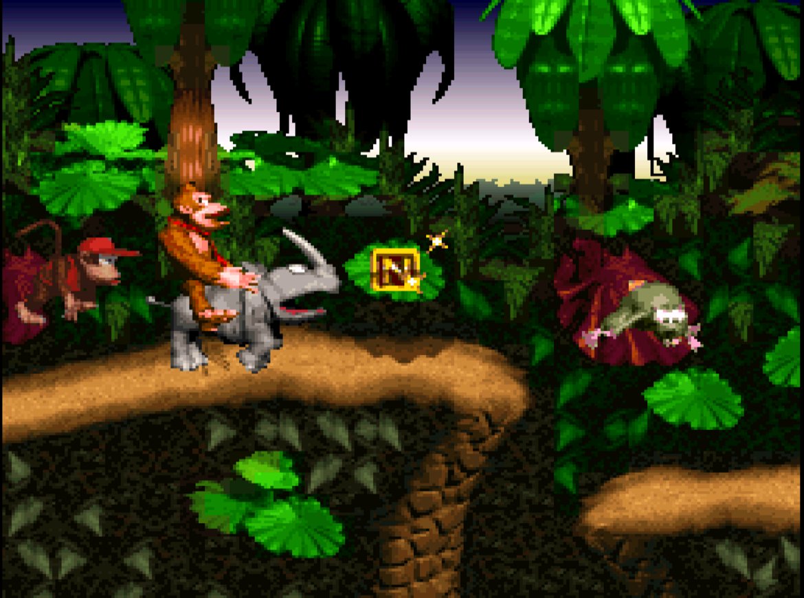 Donkey Kong Country (SNES)

В края на 1994 г. Sega практически се е отказала от своята Genesis и залага изцяло на новообявения Saturn. Шефовете на компанията са убедени, че златният каталог на 16-битовата конзола е достатъчен, за да й осигури силен празничен сезон. Nintendo обаче има друго мнение и през ноември 1994 г. излиза Donkey Kong Country. Платформърът успява тотално да "спечели" сезона за Nintendo и да покаже, че в достолепната SNES все още има живот. Заслугата изцяло се пада на майсторите от английското студио Rare, които използват експериментална техника, създавайки триизмерна графика, върху която са наложени 2D изображения. Легендата гласи, че когато високопоставен шеф на Nintendo видял демонстрацията на Donkey Kong Country, той попитал на каква нова система върви тя; човекът просто не можел да предположи, че старата 16-битова SNES е способна на подобна графика. За кратко Donkey Kong Country става третата най-продавана SNES игра в историята и днес се смята за една от най-добрите видеоигри на всички времена.