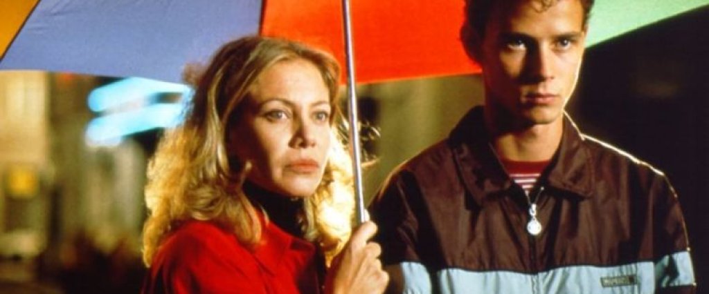 Сесилия Рот във „Всичко за майка ми“, 1999 
Аржентинската актриса Сесилия Рот може да изиграе буквално всичко, включително без затруднение редица роли в испаноговорящи сериали, но под режисурата на Педро Алмодовар, тя надхвърля себе