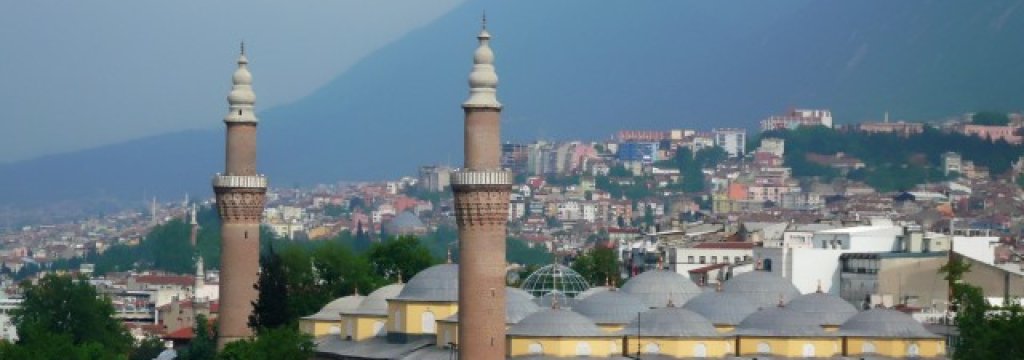 Bursa-Grand-Mosque-Turkey-640x360