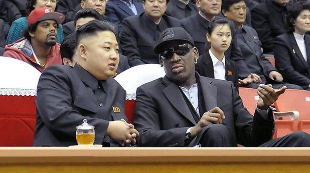 Ким Чен Ун
Лидерът на Корейската работническа партия е известен като човекът, който държи ръката си върху червеното копче на ядрения арсенал на Северна Корея. Запален фен на Денис Родман, когото покани на гости в КНДР, той е и печално известен с разстрела на чичо си. Когато пийва умерено, Ким залага на уиски Джони Уокър – недостъпно удоволствие за неговите поданици
