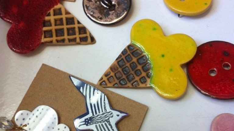 Какво по-хубаво от сладоледи, лодки, птици, миди, камъни, с които да украсим ежедневието си?