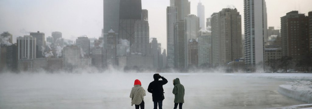 Sub-Zero Temperatures Put Chicago Into Deep Freeze