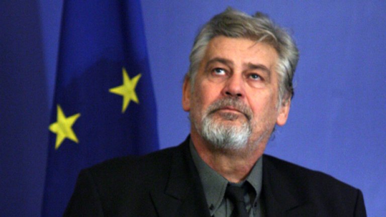 Актьорът и политик от левицата Стефан Данаилов е преборил лимфома
