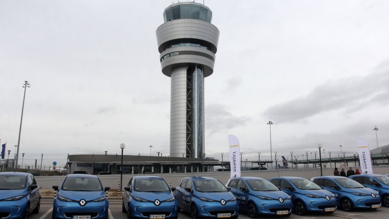 15 е-коли ще возят делегатите за ЕС-председателството