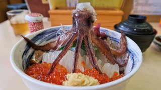 dancing-squid-over-rice