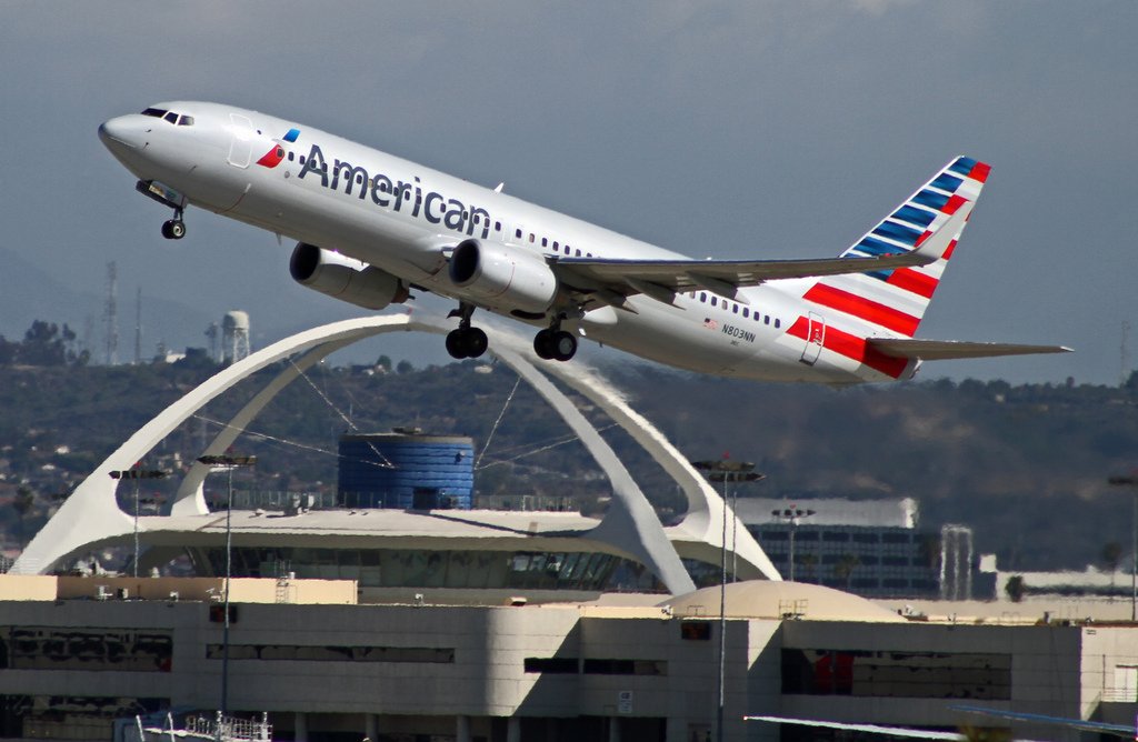 American Airlines, Boeing 737-800 LAX