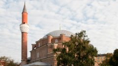 Джамиите отворени и за не-мюсюлмани