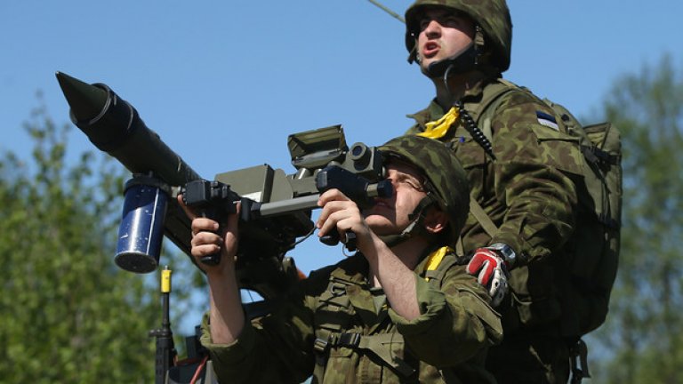 Киев атакува Луганск с авиация