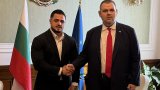 Насар излезе със становище за снимката с Пеевски
