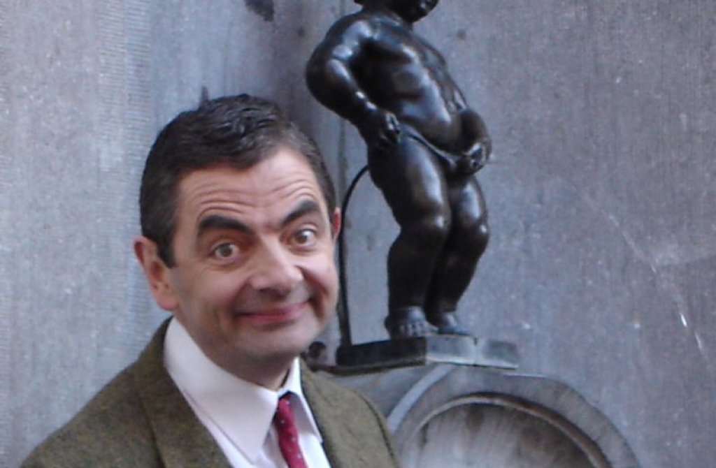Rowan_Atkinson_and_Manneken_Pis