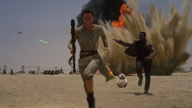 Джон Бойега е лондончанин, също като Ридли, но той е по-известният от двамата и вече има зад гърба си запомнящо се участие във фантастиката Attack the Block