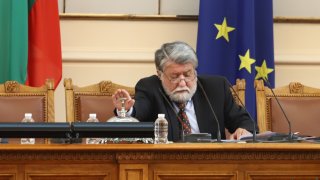 Вежди Рашидов обяви, че следващото събиране на парламента ще е в сряда