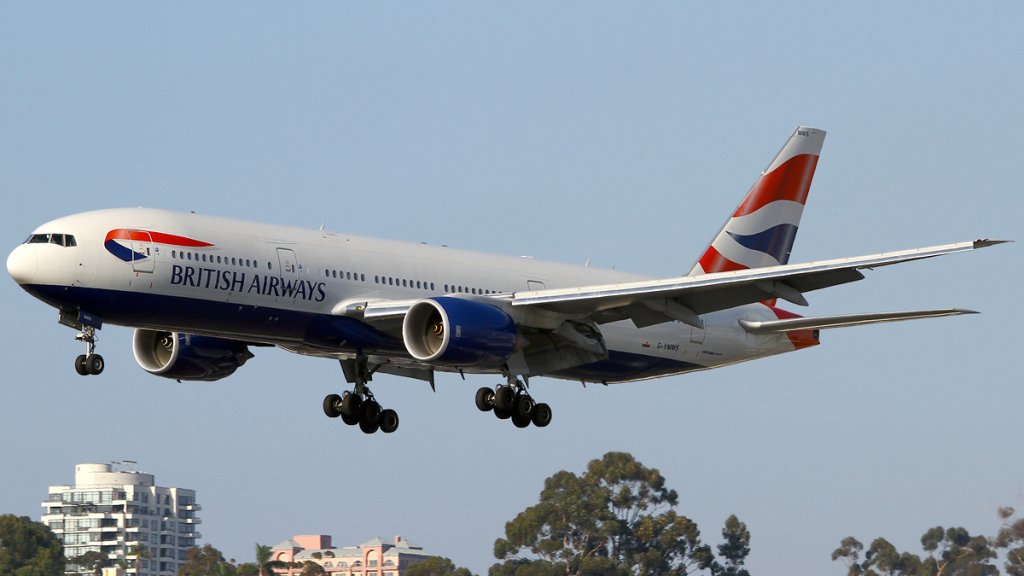 British_Airways_Boeing_777-200ER_G-YMMS_SAN_2011-7-28