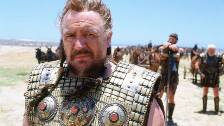 Браян Кокс
Шотланският актьор Браян Кокс е известен с ролите си в исторически драми, но когато е поканен да се включи в Game of Thrones, отказва заради парите. "Отклоних предложението от глупост в самото начало, защото не плащаха достатъчно пари. Сега вече плащат, разбира се. Беше много глупаво от моя страна, защото в момента съм тотален фен на сериала". Кокс коментира, че все още очаква да получи обаждане от продуцентите...