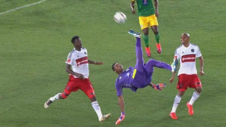 Оскарин Масулуке бе номиниран за наградата „Пушкаш“