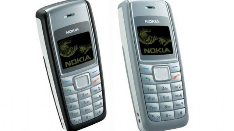 2. Nokia 1110

Един от най-евтините телефони на Nokia е известен с инвертирания си екран, който позволява писането с бели букви на черен фон. 1110 беше показан за пръв път през 2005 г. и оттогава успя да осъществи повече от 250 млн. продажби. 