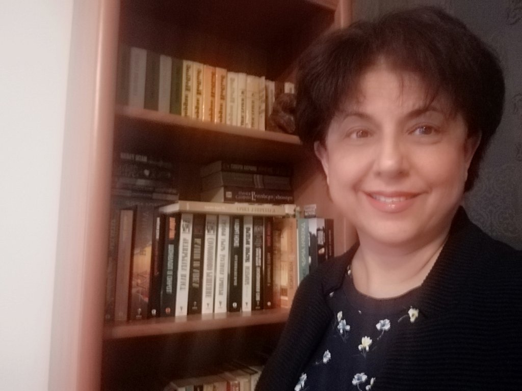 Лили Макавеева