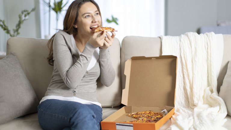 Пицата в САЩ може да се празнува по минимум два начина - в собствения си ден на пицата, или в деня на боклучавата храна.