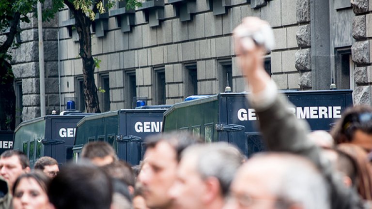 Пеевски готов да се оттегли от ДАНС