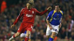 През сезон 2007/08 сегашните финалисти за Купата на Лигата Ливърпул и Кардиф се срещнаха на осминафинал в турнира. "Червените" спечелиха с 2:1, а за техните съперници игра една от най-големите легенди на мърсисайдци - Роби Фаулър