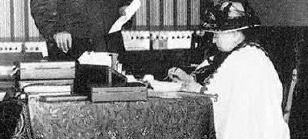 Queen_Victoria_and_Abdul_Karim