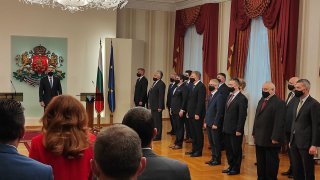 Радев се обяви "война на купения вот"