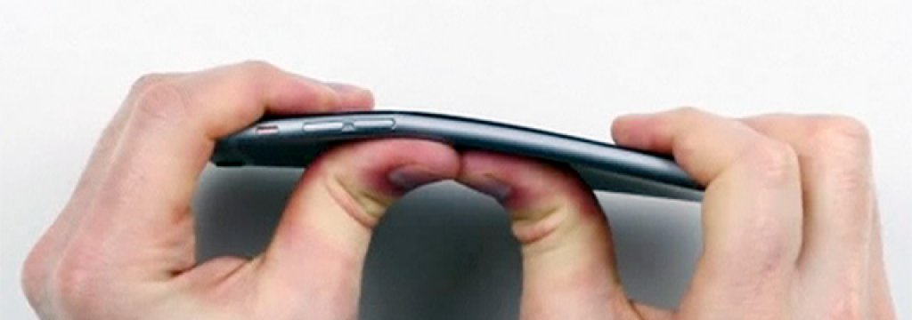 iPhone 6 Plus bend test