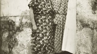 Eugène_Atget,_Three_Prostitutes,_rue_Asselin,_1924–25