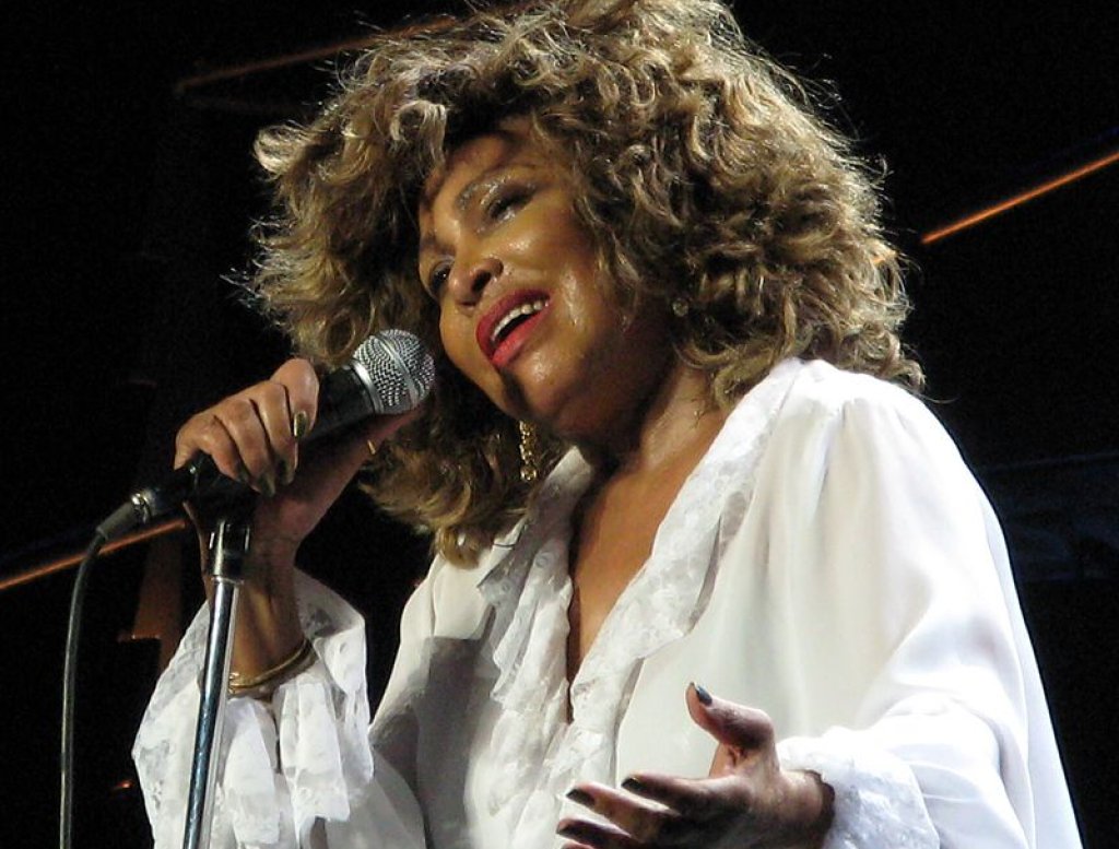 Tina_Turner_50th_Anniversary_Tour