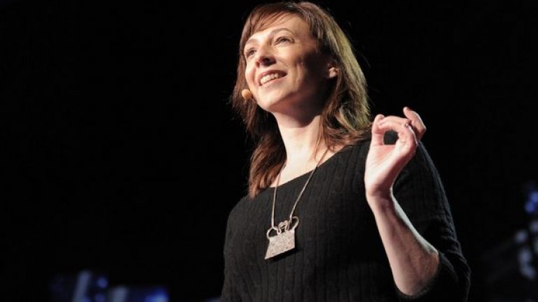 Сюзън Кейн по време на лекцията "Силата на интровертите", изнесена за TED през 2012 година. Снимка: TED talk