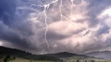 Жълт код за гръмотевични бури в цялата страна
