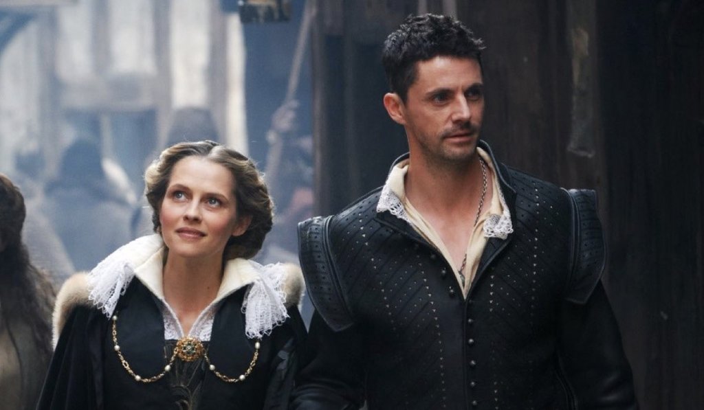 A Discovery of Witches - сезон 2 (Sky One) - 9 януари
Сериалът по трилогията на Дебора Харкнес "Аз, вещицата" продължава след успешен първи сезон. Забранената любов между вещицата Даяна Бишоп и вампира Матю Клермонт се развива, след като Даяна открива омагьосания ръкопис, известен като Ашмол 782, чиято мистерия трябва да разкрие. Сега, когато се знае, че силите на Даяна определено надхвърлят това, което може да се очаква от обикновена вещица, а ръководството и на вампирите, и на вещиците, и на демоните ги преследва, двамата се отиват да се скрият там, където никой не би ги потърсил - в миналото. 
Матю и Даяна се пренасят назад във времето към епохата на Кралица Елизабет I - свят на шпионаж и интриги, където се срещат с група стари приятели на Матю, известна като Нощната школа. Целта им е да открият вещица, която да обучи Даяна, и да открият следи от Ашмол 782. Но когато миналото започва да стяга примката си около тях, двамата поемат на съвсем различно пътешествие, което ги отвежда в сърцето на вампирската история и на тайни, пазени цели 15 века. Въобще още от това, което може да ви е привлякло и в първия сезон на сериала - магия, приключения и история за силна, но забранена любов.