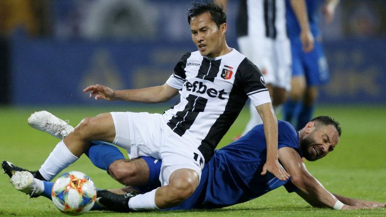 "Сините" отчитат поредния си нулев сезон, след като отпаднаха от Купата на България