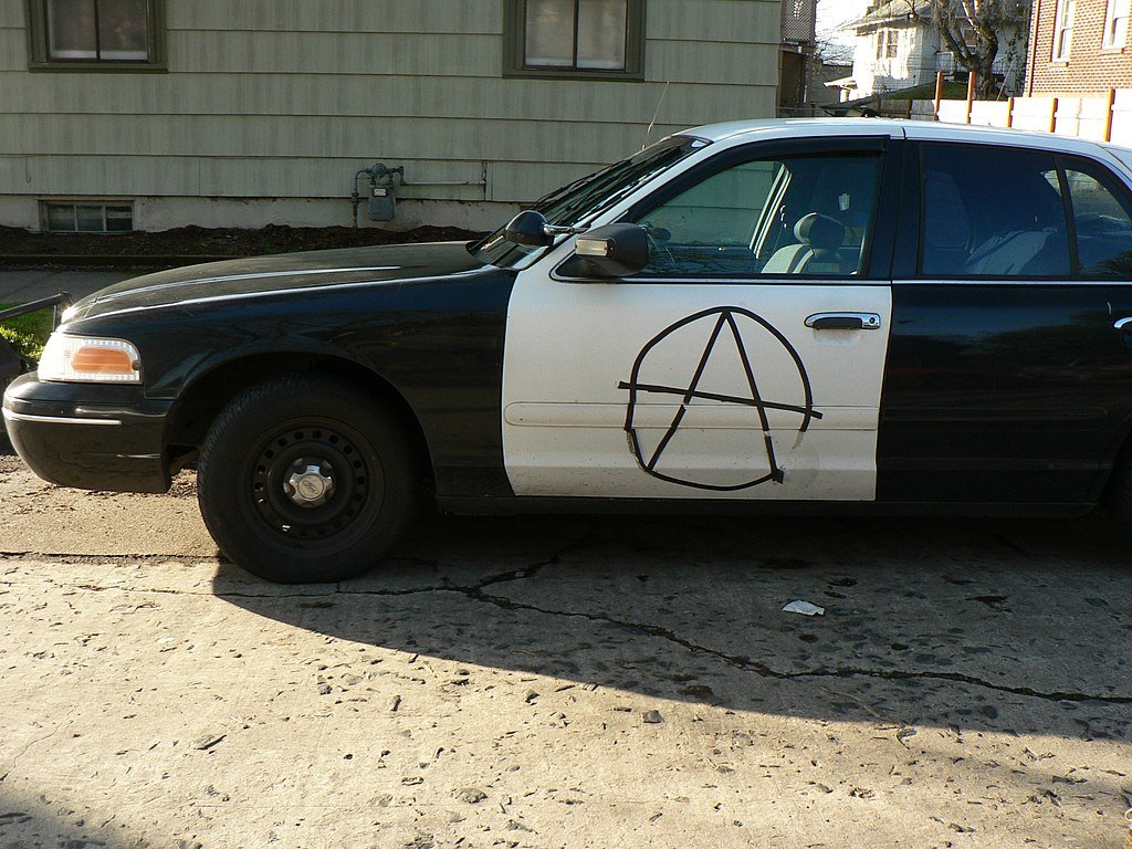 Anarchy_police