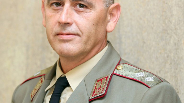 Ген.-майор Данчо Дяков ръководеше службата от март 2018 г. досега