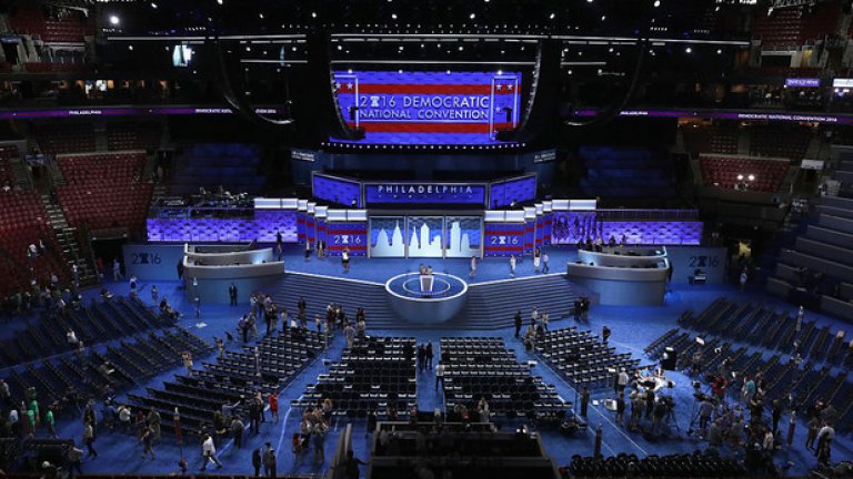 Според специалисти по кибер-сигурност, цитирани от Washington Post, изтичането на кореспонденцията е предизвикано от хакери, работещи за руското правителство